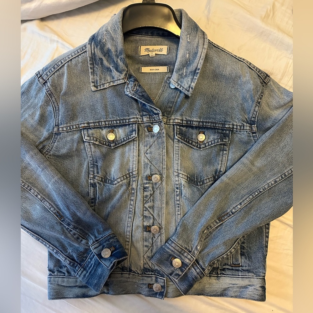 Madewell boxy crop denim jacket - new condition
